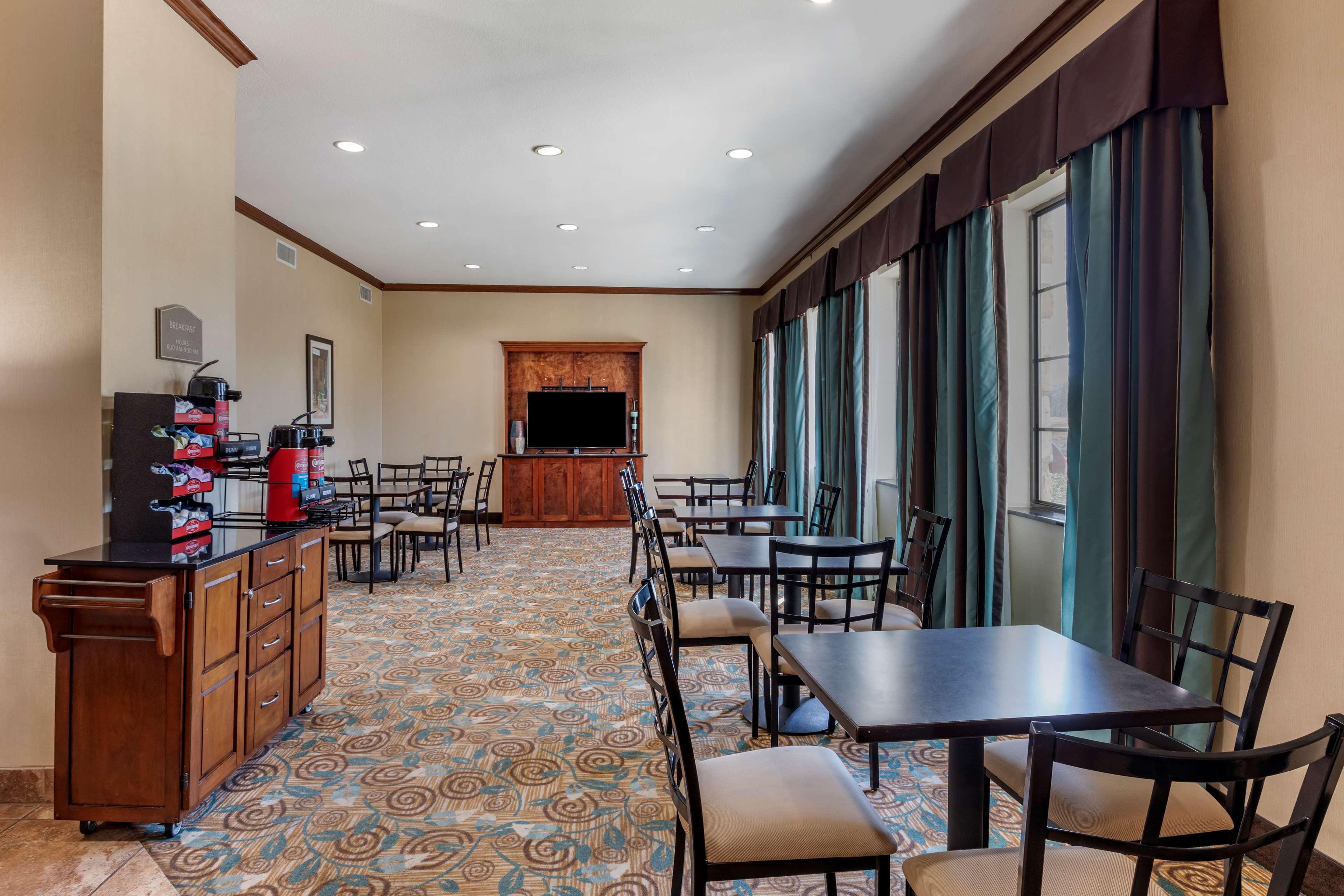 Best Western Mineola Inn Экстерьер фото