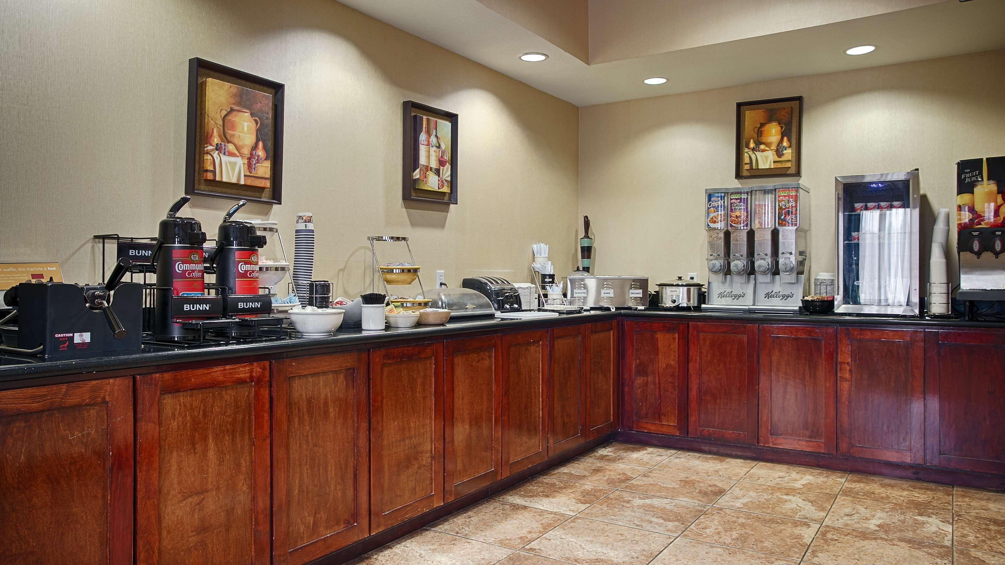 Best Western Mineola Inn Экстерьер фото
