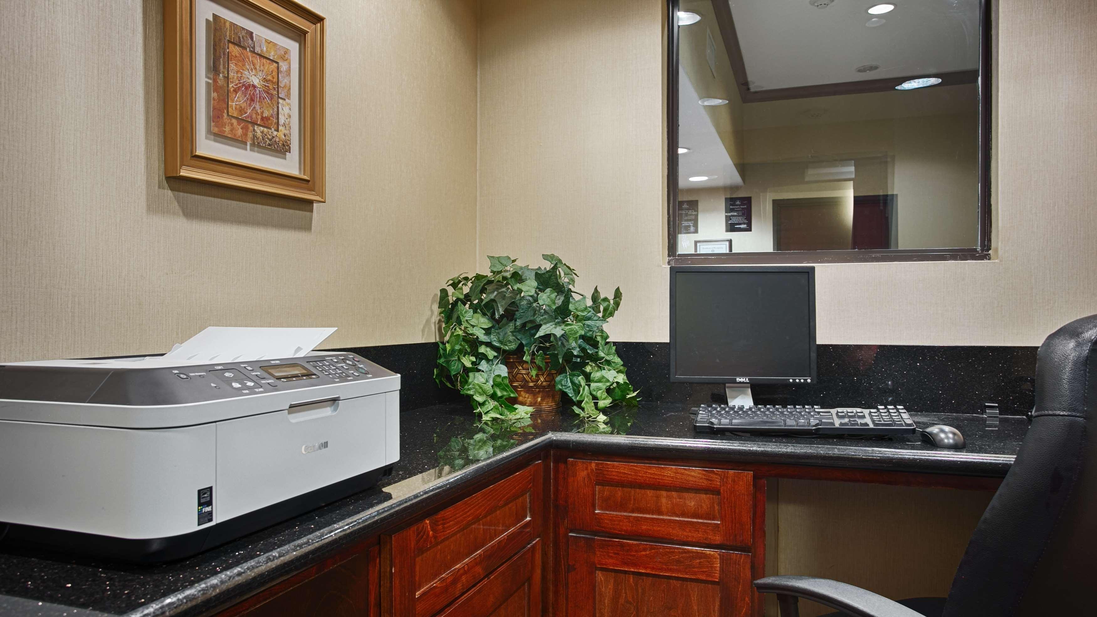 Best Western Mineola Inn Экстерьер фото