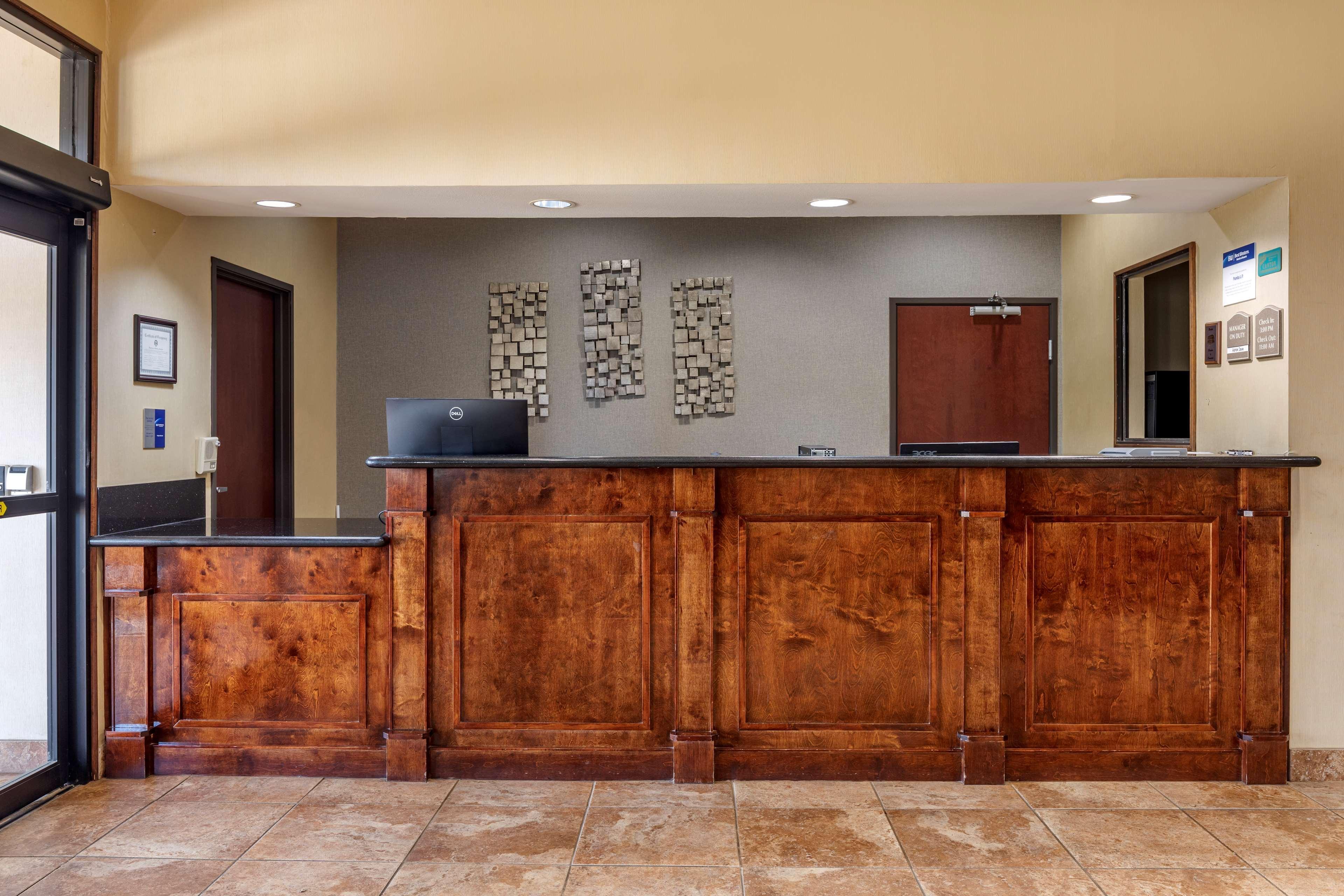 Best Western Mineola Inn Экстерьер фото